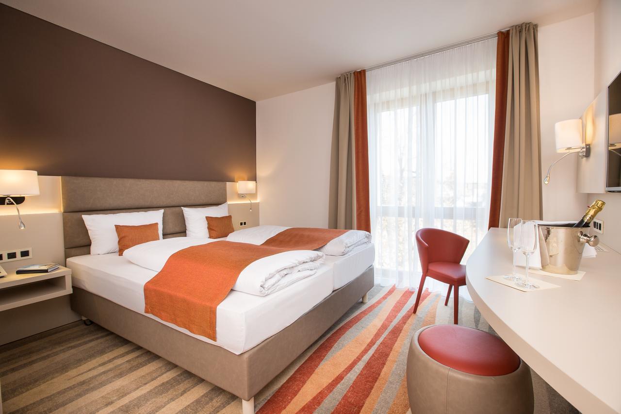 Hotel Kapuzinerhof Biberach an der Riß Dış mekan fotoğraf